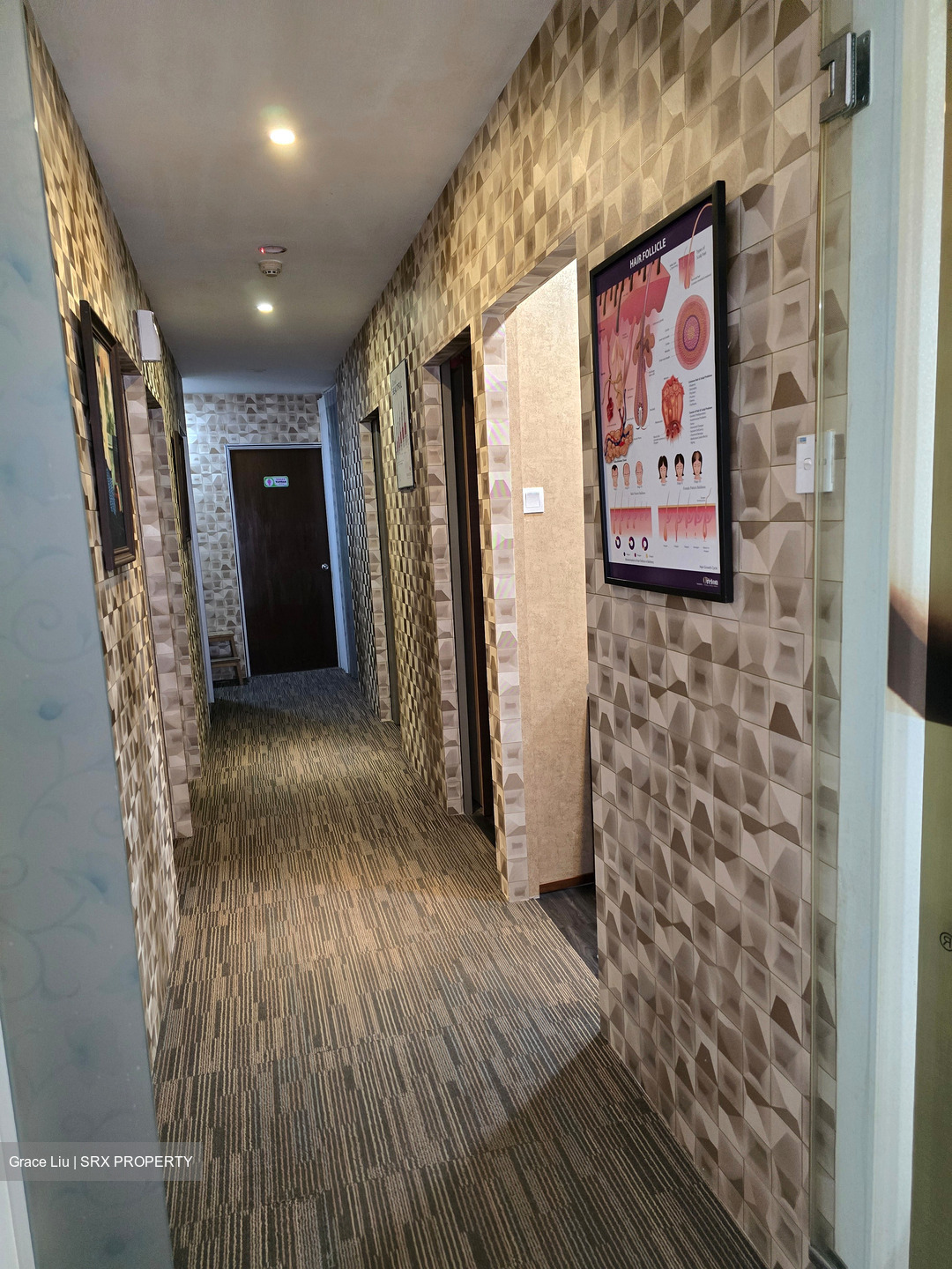 Jurong Gateway Road (D22), Retail #447851381